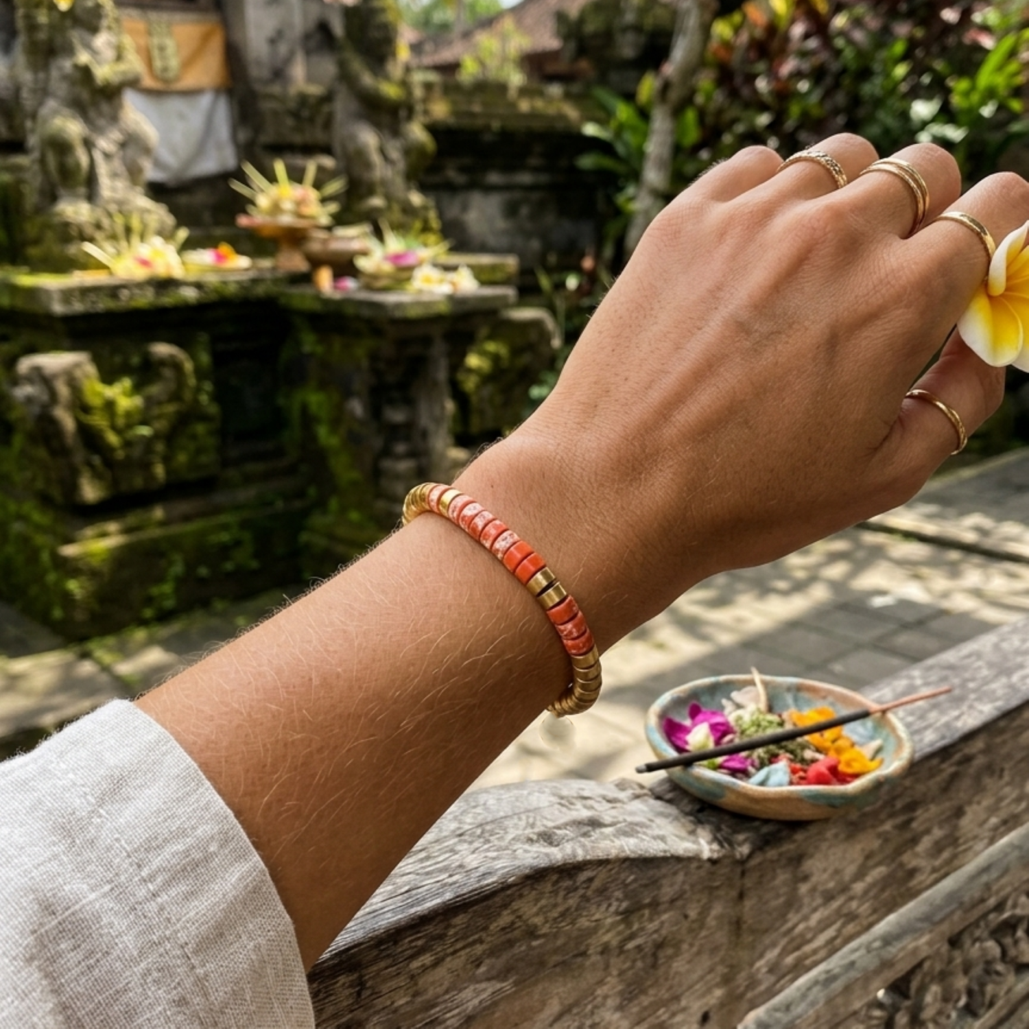 Alternative view of Bracelet acier perles heishi 6mm jaspe orange impérial