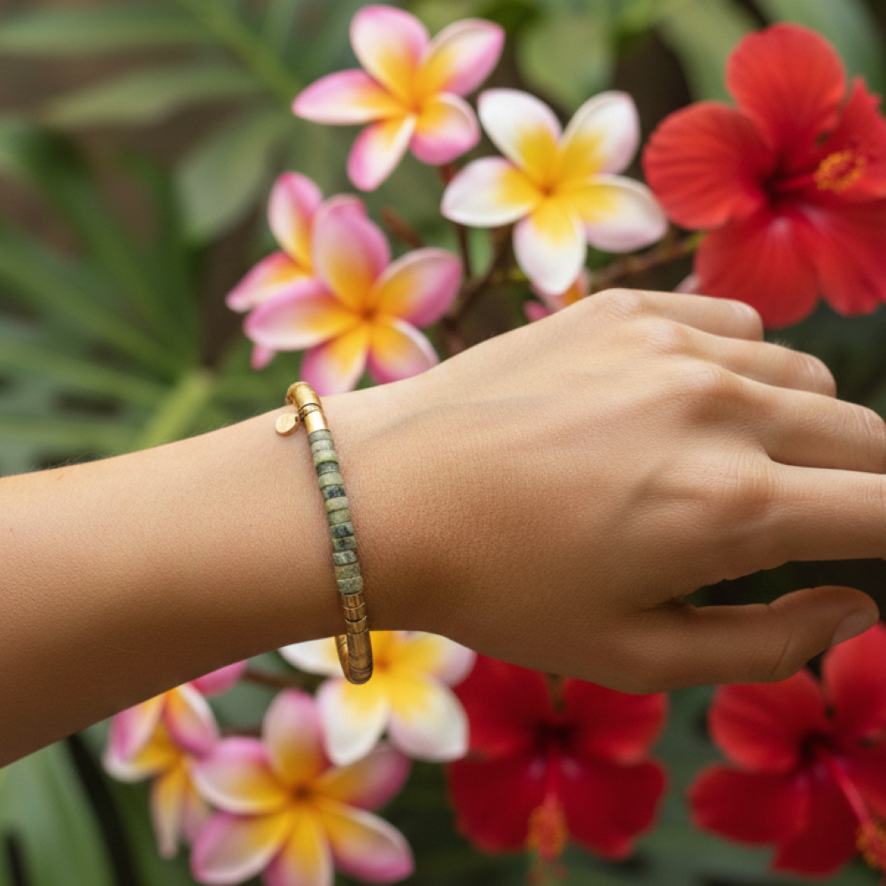 Alternative view of Bracelet acier perles heishi 6mm jaspe jaune pin