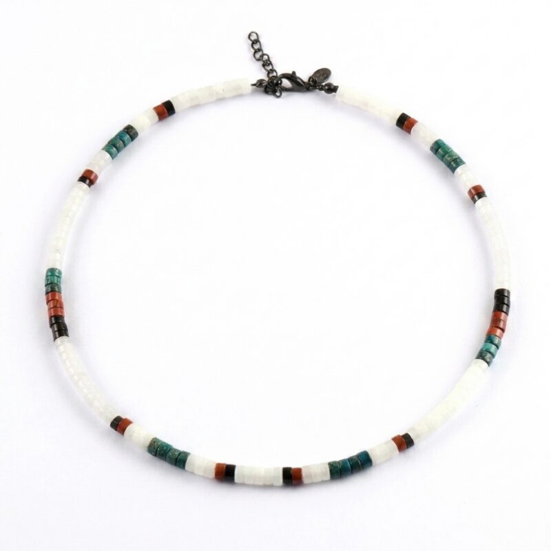 Collier perles heishi pierres naturelles agate rouge quartz blanc malachite