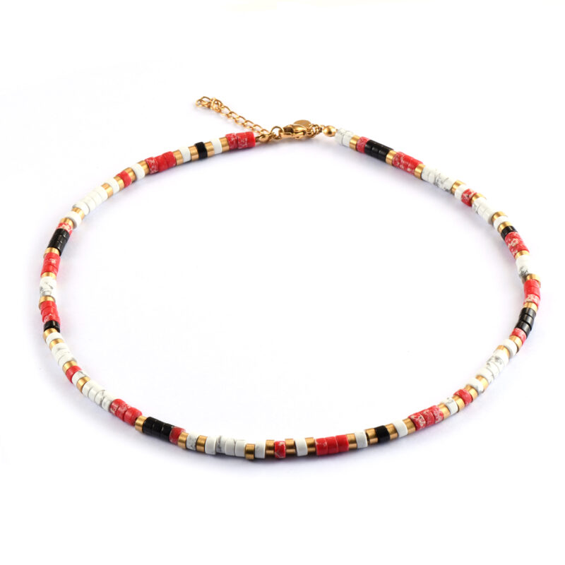 Collier perles heishi pierres naturelles turquoise blanche agate rouge onyx noir